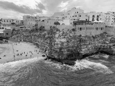 Italien - Polignano a Mare - 🌊🍷 Apulia: La Dolce Vita – Authentic, Relaxed & Full of Flavor!🍝 Explore Apulia in 5 Days: Bari, Monopoli, Alberobello & Polignano a Mare✨🌅 - 3