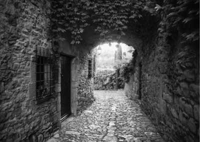 Spain - Peratallada - Explore Spain: Costa Brava, Pueblos Medievales and Gastronomy (In a Veggie Way)