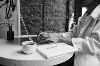 Australia - Tooke Street - 🐋 Winter Waves & Creative Days: A Co-Working Escape to Newcastle, Australia 🇦🇺 (PRIVATE ROOM) - 2
