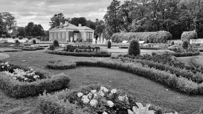 Nordeuropa - Kadriorg Park - The Best of Helsinki & Tallinn with Traditional Food and Culture