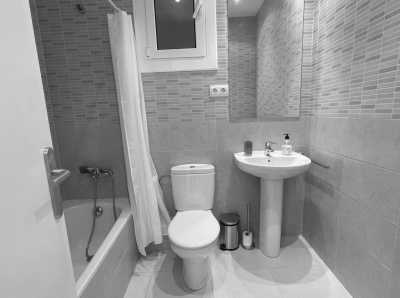 Spain - La Sagrada Familia - Barcelona: The Perfect Blend of Creativity, Sun, and Culture - Art and City Trip in Spain - 10