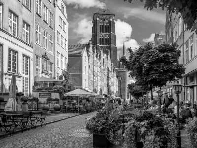 Poland - Gdańsk - Explore the Beautiful Gdańsk, Poland: Photography Tips, Vodka Tasting and the Best Thrift Stores! - 2