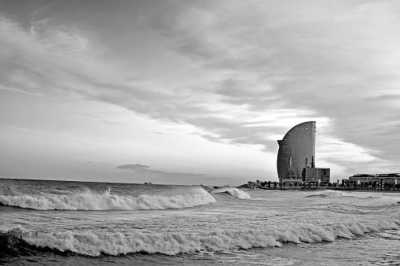 Spain - Let's Learn How to Cook Paella! FULL BARCELONA EXPERIENCE WITH A LOCAL: Paddle Surf, Park Güell, cooking class, Tasty food and Lot of Fun During the Famous San Juan National Festivity! - JoinMyTrip