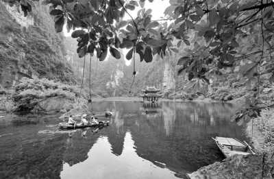 Vietnam - Ninh Bình - Vietnam Chronicles: Journey Through Ancient Dynasties and Thrilling Landscapes - 6