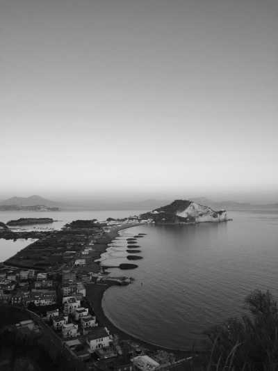 Italien - Bacoli - Dive in the Past of Naples with a Local 🏛🗻🍕