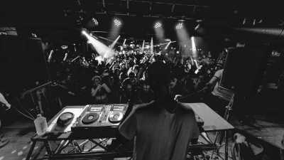 Serbien - Belgrade Night Life - Experience the Belgrad Nightlife for a Weekend with a local! 🇷🇸🥂