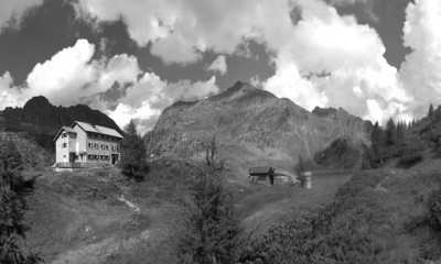 Italy - Rifugio Laghi Gemelli - Eastern Orobie Trekking 5 nights 6 days in Italy!