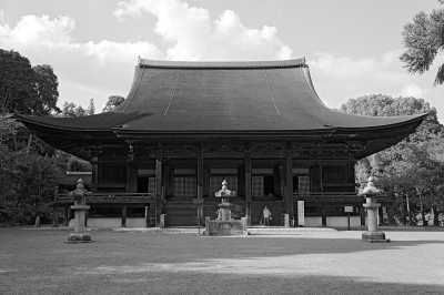 Japan - Onjo-ji Temple (Mii-dera) - Discover Japan! Anime & gaming culture plus sightseeing of Osaka, Kyoto, Shiga 👾