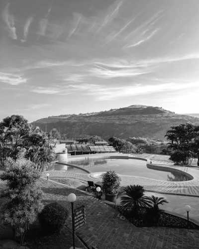 Indien - Lonavala - Explore the beauty of GOA- Water Sports, Night Party and Luxurious Accommodation! - 1