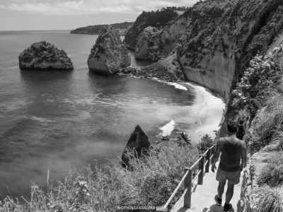 Indonesia - Penida Island - 𝗔𝗻𝘀𝘄𝗲𝗿 𝗕𝗮𝗹𝗶'𝘀 𝗖𝗮𝗹𝗹: 𝗬𝗼𝘂𝗿 𝗧𝗶𝗰𝗸𝗲𝘁 𝘁𝗼 𝘁𝗵𝗲 𝗘𝘅𝗼𝘁𝗶𝗰 𝗛𝗲𝗮𝗿𝘁 𝗼𝗳 𝗜𝗻𝗱𝗼𝗻𝗲𝘀𝗶𝗮! 🇮🇩🦜🎒 - 2