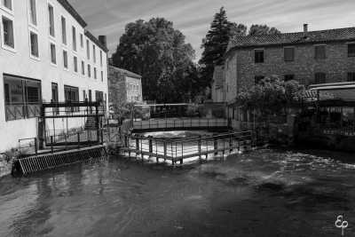 France - Fontaine-de-Vaucluse - Discover the Bucolic Provence in France like a local ! Exclusive Spots, Kayaking and Regional Food - 2