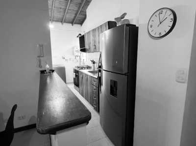 Colombia - Medellin - Living Like a local in Medellin 1 month ✨ (Pet-friendly) Comuna 13, Picnics, Hiking, Guatapé, Provenza 🌍 | COWORKING TRIP 👩‍💻| - 4