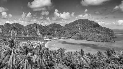 Thailand - Ko Phi Phi Don - Sailing Trip through the Stunning Islands of Thailand