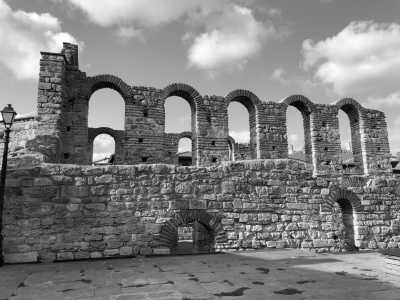 Bulgarien - Nessebar - Experience the Ultimate Relaxation with Yoga, Natural Mud Therapy, Sun , Sea  and Sand in Beautiful Bulgaria - Ladies Only (Sofa bed) - 1