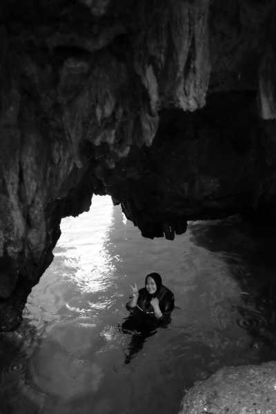 Indonesia - Maratua Island - Discover Derawan Island: Borneo's Tropical Paradise in Indonesia 🌴🌊 - Your Ultimate Escape to Pristine Beaches, Crystal-clear Waters, and Exotic Marine Life! - 3