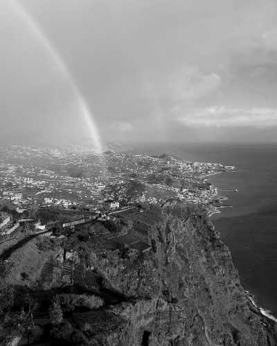 Portugal - Madeira Islands - SOLD OUT SILVESTER Madeira: Mit einer entspannten WG + CoLiving (25-39) und Guiness-Rekordfeuerwerk ins Jahr 2023 - 3