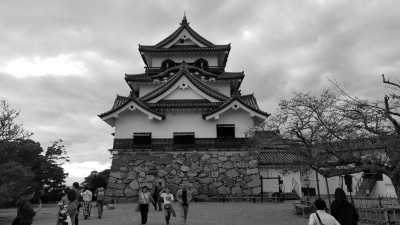 Japan - Hikone Castle Museum - Visit Japanese Castles, Real-life Animation locations and Ski in Shiga, Japan! 🇯🇵