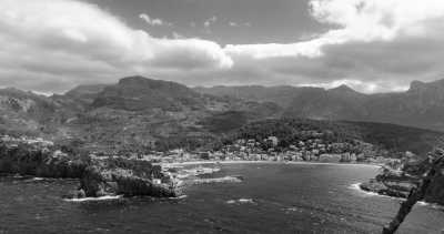 Spain - Port de Sóller - CoWorking on Mallorca! Take your office to the beach 🏝️☀️😃 - 3