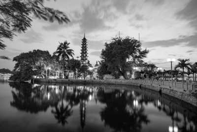 Vietnam - Hanoi - Spontaneous GirlsTrip to Vietnam: Immersing Ourselves in the Culture, Learning to Cook, Nights Out, Exploring caves and the Natural Beauty Through Boat Rides, and More - 2