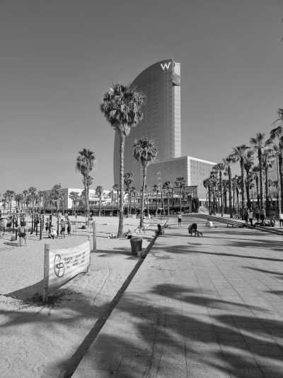 Spanien - Gothic Quarter - 🇪🇸 Barcelona Bonanza: The Spanish Fiesta Adventure! (*Females ONLY 👯💕) - 2