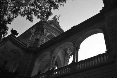 Spanien - Ciutadella Park - Sun, Sangria, and Sagrada: Barcelona in May, An Adventure to Welcome Spring and Discover the Spanish Culture - 2