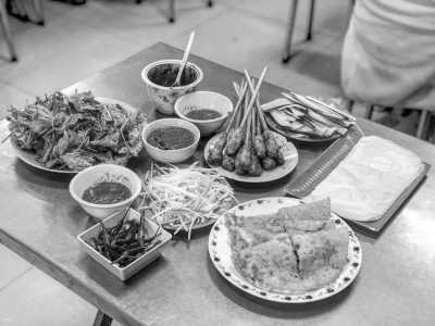 Vietnam - An Thuong Night Market - 🇻🇳 The Vietnam Experience: From the Marble Mountains to the Dragon Bridge - Eat, Explore and Enjoy Beach Life in Da Nang City 🏖️🐉 #NotAnotherRetreat