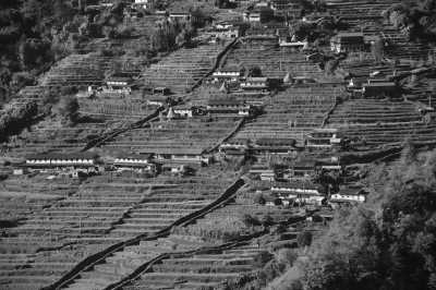 Nepal - Chhomrong - The Annapurna Trek through Nepal's Majestic Himalayas