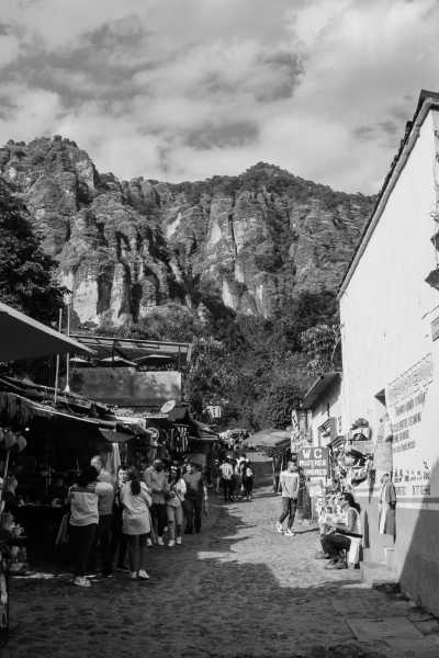 Mexiko - Tepoztlán - Discover Mexico with a local... Chapter: Tepoztlan,Sayulita, Tequila-train and more Mexican Marvels Expedition! - 2