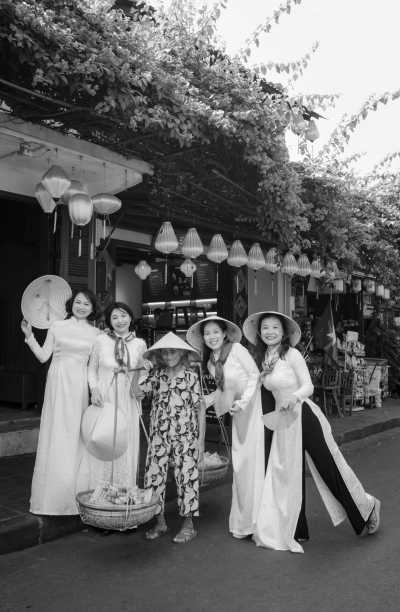 Vietnam - Hội An - 🇻🇳 Iconic Vietnam Unveiled: From Emerald Bays to Lantern-lit Streets 🏮 - 4