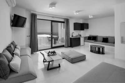 Greece - Abrazo 8 Villas - Luxury Santorini Serenity: Discovering the Tranquil Beauty of the Greek Isles and Swim in Natural Hot Spring - 3