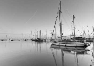 Griechenland - Alimos Marina - Catamaran Sailing to the Cyclades: Explore Greece's Stunning Islands