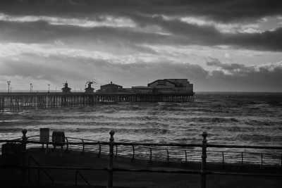 United Kingdom - Blackpool Pleasure Beach - Theme Park Halloween 🎃 Tour UK - 2