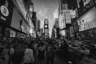 Vereinigte Staaten - Midtown Manhattan - Explore the Food and Culture of New York City: Food Markets, Tours, and Festivals, Top Restaurants, Sunset Boat Tour, Broadway Show - 1