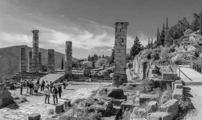 Griechenland - Delphi - Athens & Delphi Oracle with a Local. Discover Ancient  Healing methods. - 2