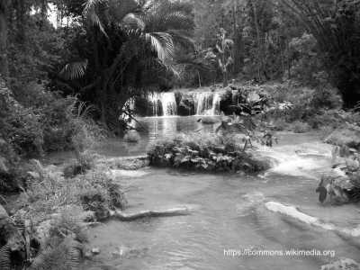 Philippinen - Lazi Church - Tropical Island-Feeling on Siquijor: plain, simple and straightforward | Tropisches Insel-Feeling: einfach, ehrlich und unkompliziert - 3