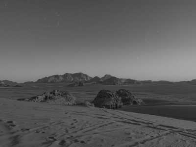 Jordanien - Wadi Rum Reserve - Jordan Adventure 🇯🇴 Roadtrip of the red country with desert experience in a Bedouin tent camp ⛺️ & sleep into a real cave! - 1
