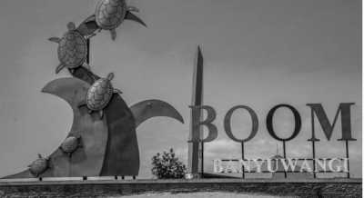 Indonesia - PELABUHAN BOOM - Travel to Banyuwangi, Indonesia with a Local - 1