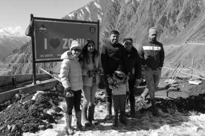  - Sonamarg - A Vibrant Journey Through "India" Kashmir's Floral Wonderland - 1