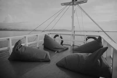 Indonesien - Nationalpark Komodo - (PRIVATE ROOM) A Thrilling Tour to Indonesia's Most Beautiful Islands: Unforgettable Liveaboard Experience, Seaside Glamping and Relaxation in a private Villa - 7