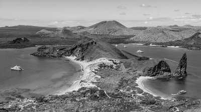 Ecuador - Bartolomé Island - 🇪🇨 Best of Galapagos Islands 🏝🦎🦈🐧 ALL INCLUSIVE!