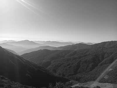 Nepal - Khongma Danda - Makalu Base Camp Trek: Journey to the Fifth Highest Peak