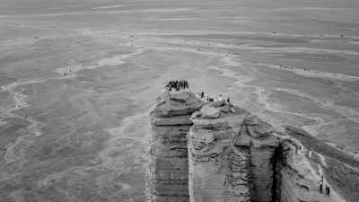 Saudi Arabia - Edge of the World - Ladies Only in Saudi Arabia During Ramadan: Riyadh, Medina, AlUla UNESCO Wonders, 🌋 White Volcano, 🥾 Edge of the World, Holy Land & More! 🌟