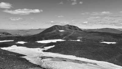 Iceland - Fimmvörðuháls - World's Best Hikes 🥾⛺ ICELAND + Ultra Marathon watch! - 1