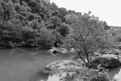 France - Fontaine-de-Vaucluse - Discover the Bucolic Provence in France like a local ! Exclusive Spots, Kayaking and Regional Food - 1