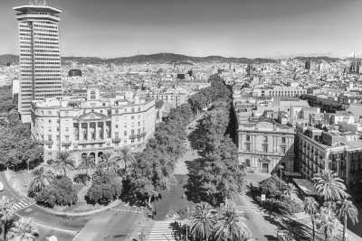 Spanien - La Rambla - Sun, Sangria, and Sagrada: Barcelona in May, An Adventure to Welcome Spring and Discover the Spanish Culture - 1