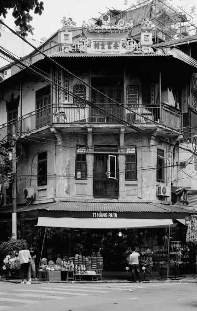 Vietnam - Altes Viertel Hanoi - 🇻🇳 The Vietnam Experience: From Hanoi to Ninh Binh (Tam Coc): Limestone Landscapes Escapes 🏙🌾🛵🏞 - 2