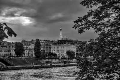 Frankreich - Discover Paris in fall, create your own perfume and enjoy a Seine river cruise! - JoinMyTrip