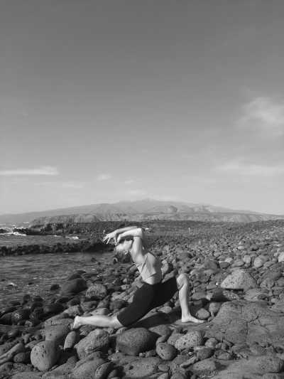Spanien - Puerto de la Cruz - Island Yoga Retreat 🧘🏽‍♀️  Moon Rituals, Water Cleansing, Journaling, Nature Walks and New Years Manifestations. ✨ Women only 🫶🏽 - 1