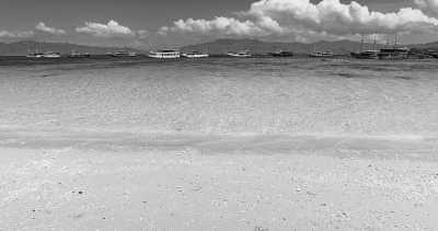 Indonesien - Pink Beach - A Sea Adventure to Komodo Island (Sailing, Pink beaches, and Komodo dragons)