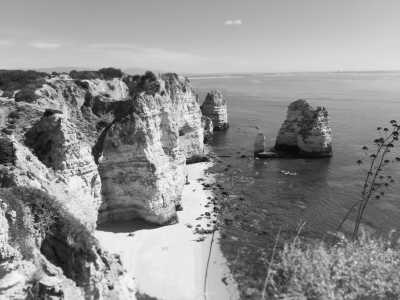 Portugal - Lagos - Backpacking trough Portugal- Experience Porto, Lisbon, Lagos and more